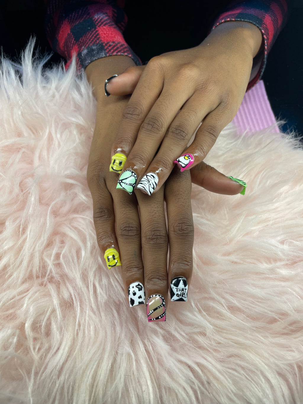 Mini Nail Girlies