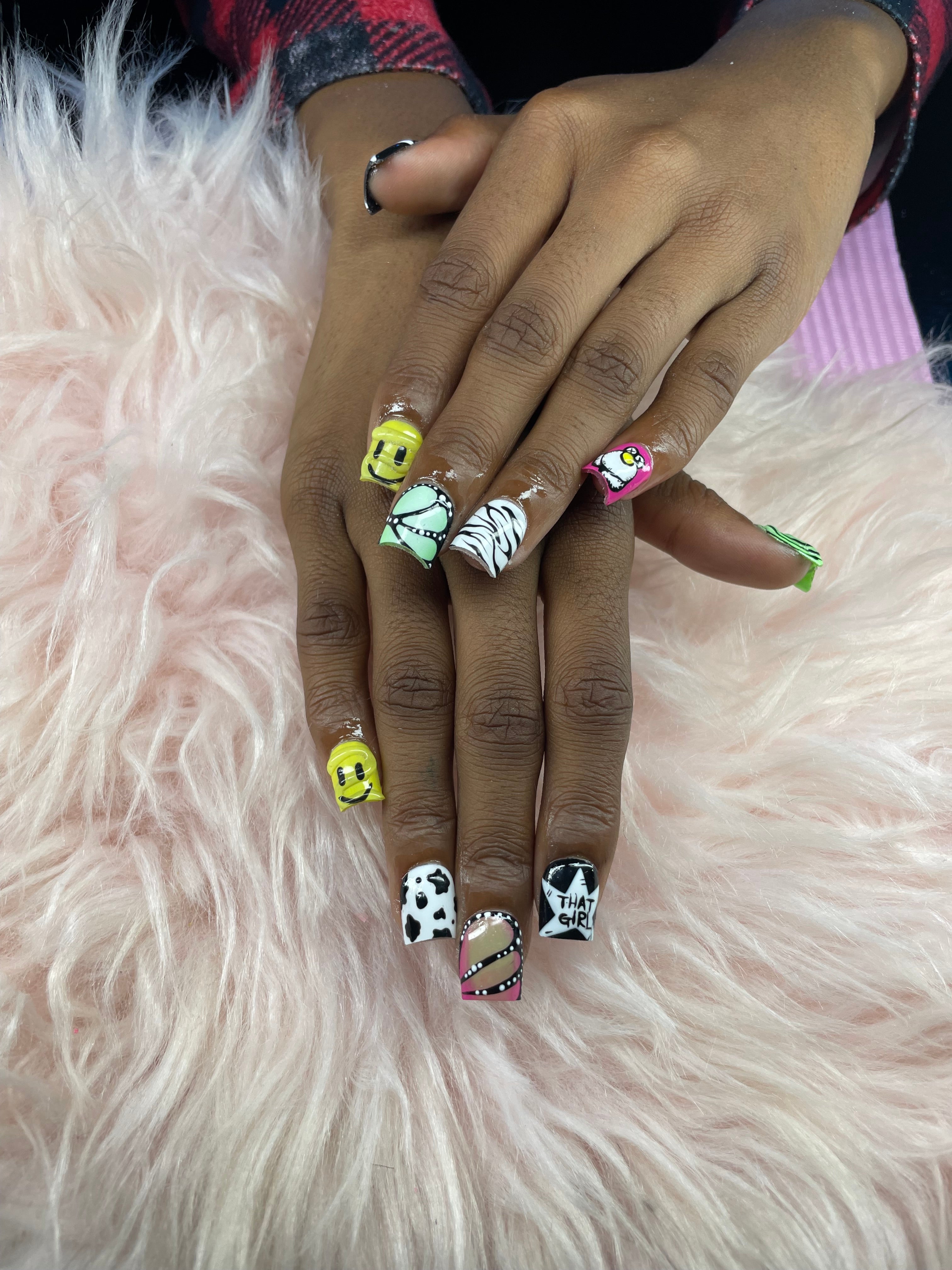 Mini Nail Girlies